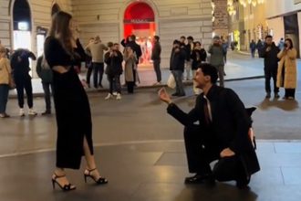 Η… στημένη πρόταση γάμου που εξόργισε εκατομμύρια χρήστες του TikTok