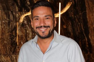 Κώστας Τσουρός: «Ξέρουμε για έναν χωρισμό που αν το λέγαμε, θα γινόταν χαμός»