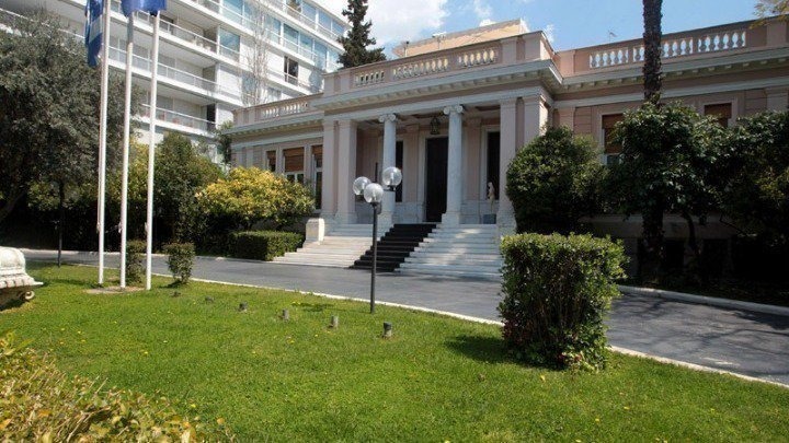 Κυβερνητικές πηγές: Η 20% αύξηση της αποζημίωσης των εφημεριών του ΕΣΥ ισοδυναμεί με αύξηση κατά μέσο όρο 1.500 ευρώ ετησίως