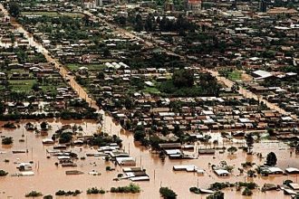 Ταϊλάνδη: Δεκάδες χιλιάδες άνθρωποι επλήγησαν από τις πλημμύρες