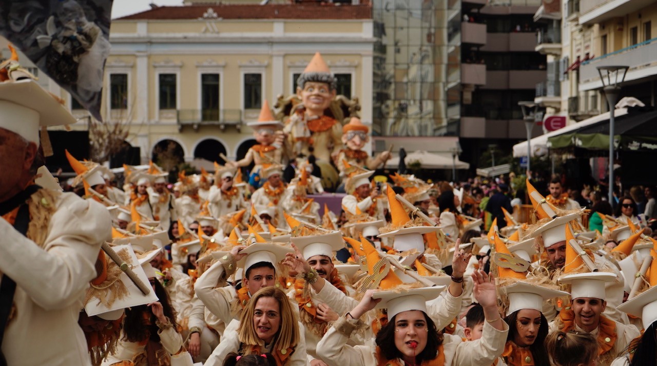 Παρατείνονται μέχρι τις 16 Ιανουαρίου οι αιτήσεις συμμετοχής των εθελοντών του Πατρινού Καρναβαλιού 2024