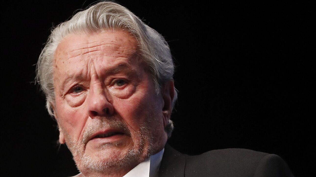 Ο Αλέν Ντελόν κατέθεσε μήνυση σε βάρος του γιού του