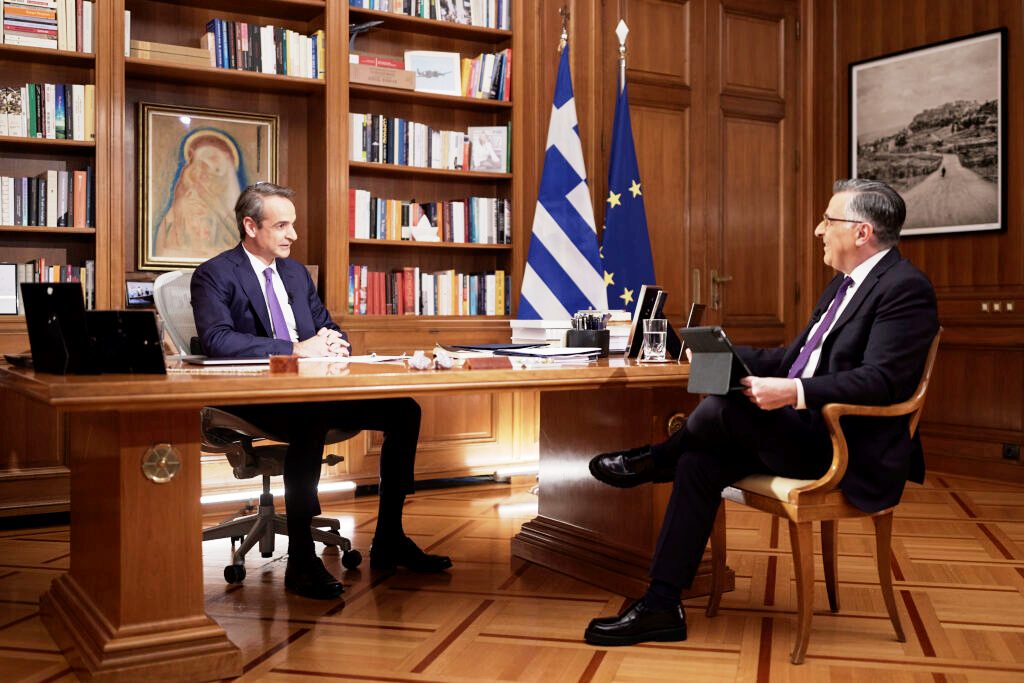 Μητσοτάκης: Δεν θα επιτρέψουμε την παρένθετη μητέρα στα ομόφυλα ζευγάρια, δεν βάζω κομματική πειθαρχία στο νομοσχέδιο (ΒΙΝΤΕΟ)