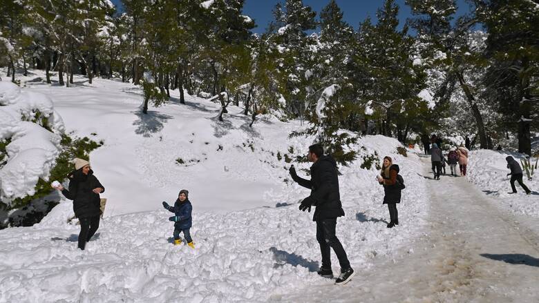 Επιλεκτικός χιονιάς με «βουτιά» της θερμοκρασίας και θυελλώδεις βοριάδες – Ποιες περιοχές θα επηρεαστούν