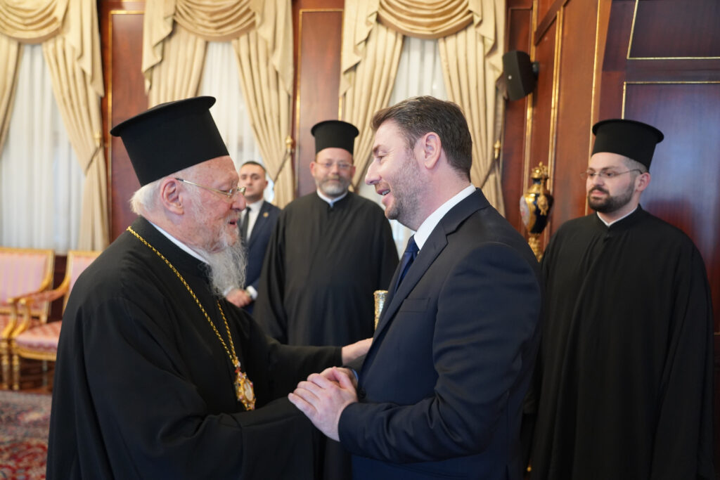 Θεοφάνια: Στο Φανάρι ο Ανδρουλάκης - Παρών το Σάββατο και ο Κασσελάκης