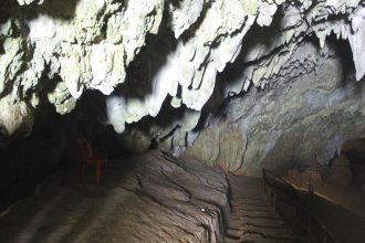 Σλοβενία: Πέντε άνθρωποι παγιδεύτηκαν σε σπήλαιο - Θα χρειαστούν μέρες για τον απεγκλωβισμό τους
