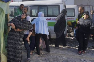 Γάζα: Νεκροί τέσσερις παλαιστίνιοι τραυματιοφορείς από ισραηλινό βομβαρδισμό