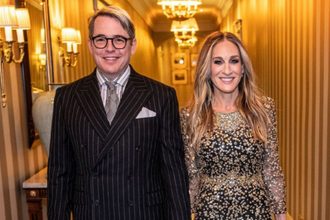 Η Σάρα Τζέσικα Πάρκερ έκανε τη θεατρική της πρεμιέρα στο Λονδίνο