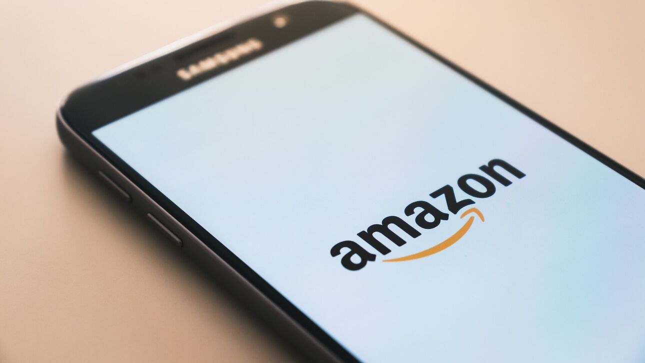 Γαλλία: Πρόστιμο 32 εκ. ευρώ στην Amazon για παρακολούθηση των εργαζομένων της
