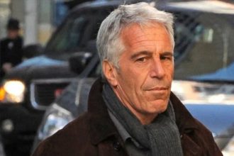 Ντόναλντ Τραμπ, πρίγκιπας Άντριου και Μπιλ Κλίντον στη λίστα του παιδόφιλου Τζέφρι Έπσταϊν