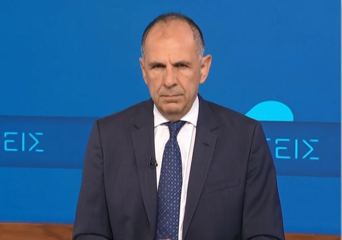 Γεραπετρίτης: Δεν συζητάμε ζητήματα κυριαρχίας - Στο πρόγραμμα των F-35 θα μπούμε