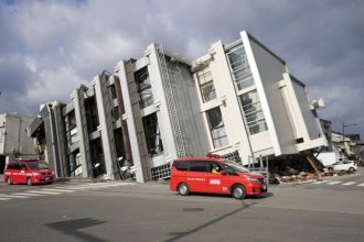Ιαπωνία: Τους 110 έφτασαν οι νεκροί από τον σεισμό της Πρωτοχρονιάς - Ξεπερνούν τους 200 οι αγνοούμενοι