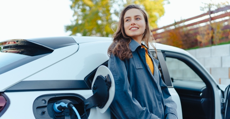 "Κινούμαι Ηλεκτρικά 2": Δυνατότητα νέων αιτήσεων - Μέχρι μπορούν να υποβάλλονται