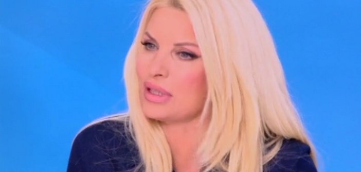 Μενεγάκη: “Δεν ξέρω πως είναι να γνωρίζεις ότι δεν είναι δικό σου παιδί και να το προσφέρεις σε αυτούς που ανήκει”