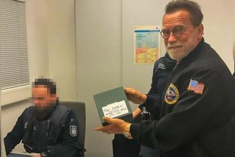 Υπό προσωρινή κράτηση στο αεροδρόμιο του Μονάχου ο Σβαρτσενέγκερ