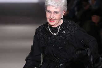 Έφη Παπαθεοδώρου: «Έφτασα στο γάμο τρεις φορές, αλλά τη γλίτωσα»