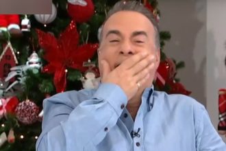 Φώτης Σεργουλόπουλος: “Είναι των Φώτων, γιορτάζει ο Light” – Πνίγηκε από τα γέλια ο παρουσιαστής