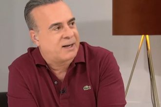 Φώτης Σεργουλόπουλος για τα ομόφυλα ζευγάρια: “Τι φοβούνται οι βουλευτές; Έχουν υποχρέωση στην εκκλησία;”