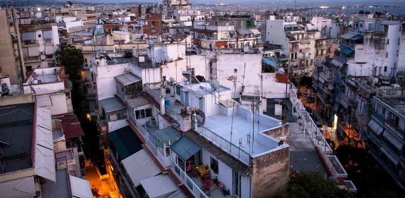 Νέος εξωδικαστικός μηχανισμός ρύθμισης οφειλών: Πώς θα «παγώνουν» οι πλειστηριασμοί