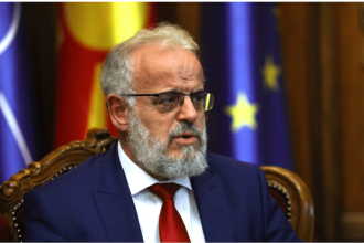 Βόρεια Μακεδονία: O Ταλάτ Τζαφέρι έλαβε την εντολή σχηματισμού υπηρεσιακής κυβέρνησης