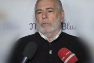 Μάκης Τσέλιος: «Θα μπορούσα να έχω κάνει ένα παιδί με γυναίκα και να μένω με τον φίλο μου»