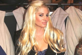 Τζούλια Αλεξανδράτου: Δεν έχω καμία σχέση με όλους αυτούς τους ηλίθιους στην Ελλάδα