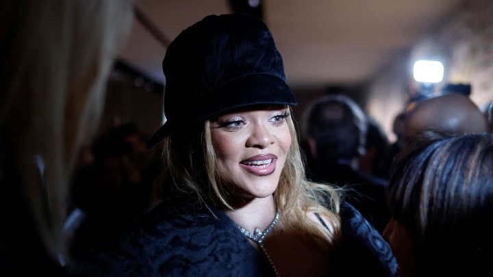 Η απροσδόκητη συνάντηση της Rihanna με την Νάταλι Πόρτμαν στο Παρίσι