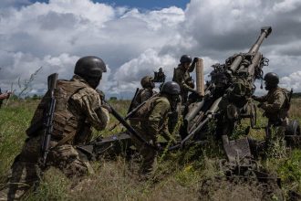 Η Ουκρανία ενισχύει τα στρατεύματά της στην Αβντίιβκα