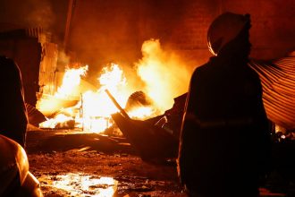 Κένυα: 300 τραυματίες σε τεράστια πυρκαγιά εξαιτίας έκρηξης αερίου στο Ναϊρόμπι