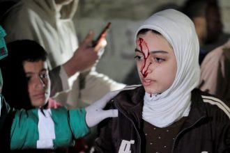 Πόλεμος στη Γάζα: Οι ισραηλινές δυνάμεις άνοιξαν πυρ σε Παλαιστίνιους που περίμεναν να πάρουν φαγητό