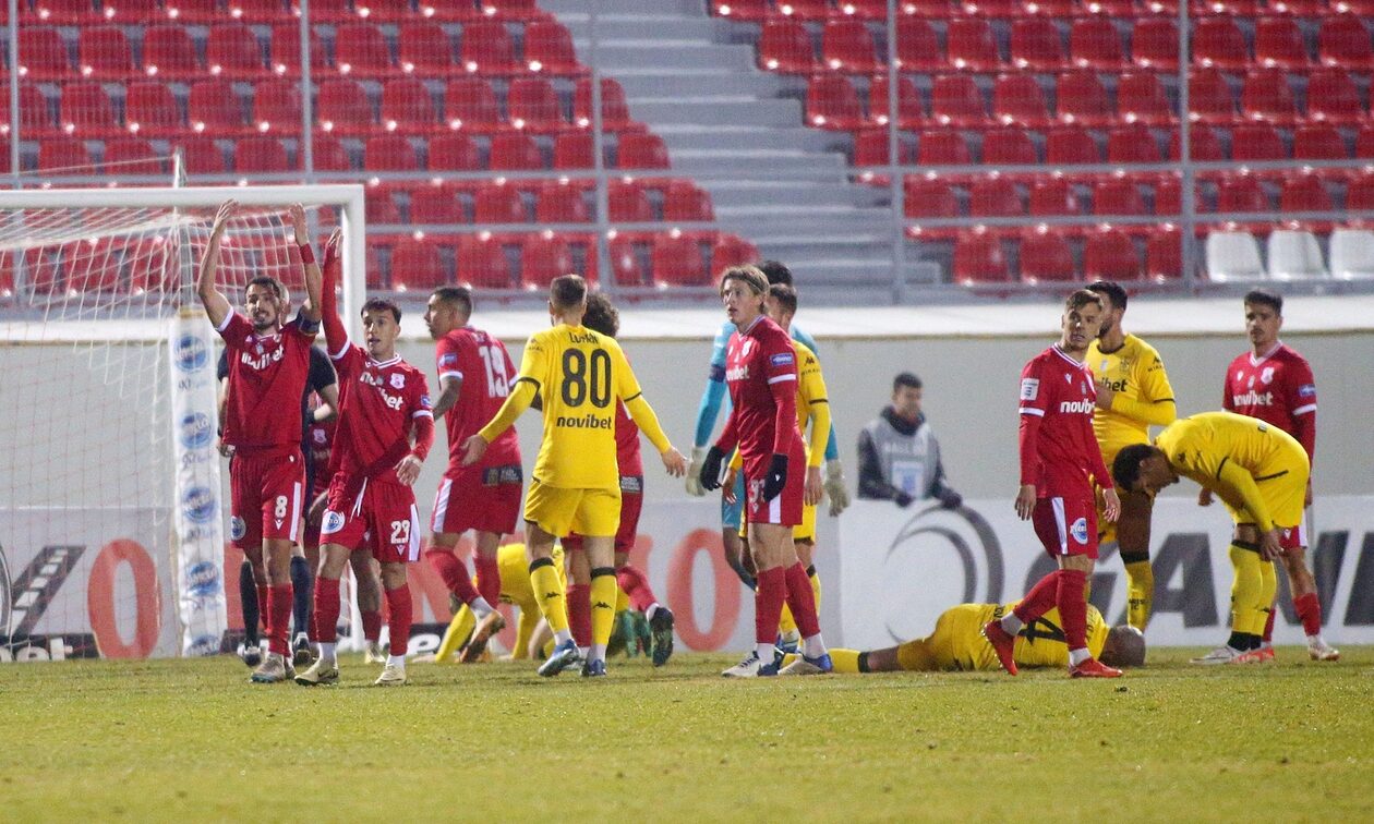 Super League, Πανσερραϊκός-Άρης 1-1: Η τελευταία λέξη άνηκε στον Άλεξιτς