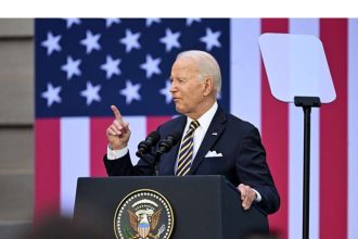 Πρώην πληροφοριοδότης του FBI διέδιδε ρωσικά ψεύδη για τους Μπάιντεν, λένε Αμερικάνοι εισαγγελείς