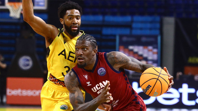 Τρίτη σερί ήττα για την ΑΕΚ, έχασε με 84-79 από τη Μούρθια