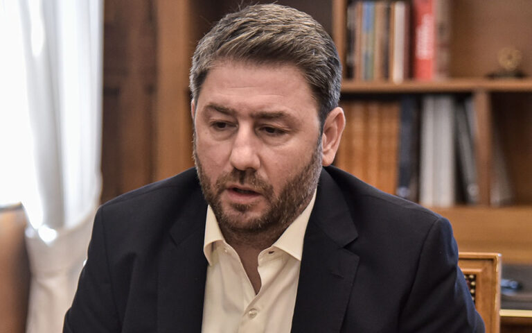 Τα νέα πρόσωπα στη λίστα του ΠΑΣΟΚ για τις Ευρωεκλογές
