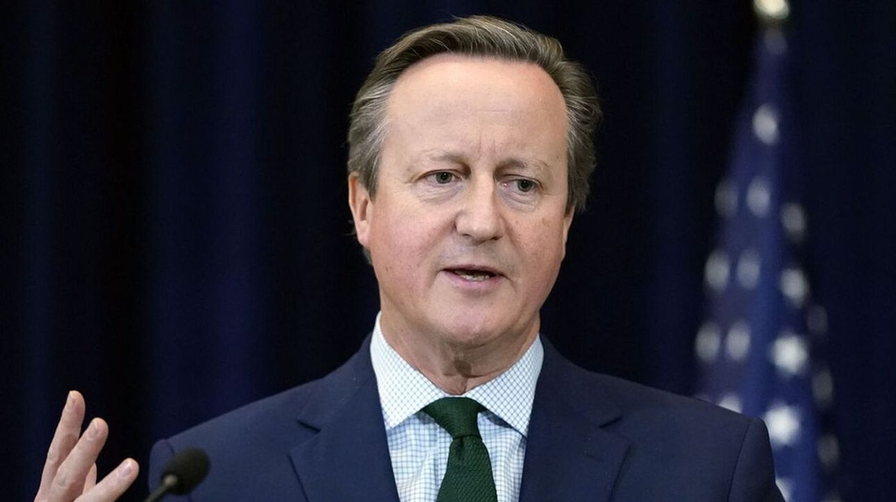 Κάμερον: Ζήτησε από την Κίνα να ασκήσει επιρροή στο Ιράν για τις επιθέσεις των Χούθι