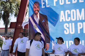 Ελ Σαλβαδόρ: Μαζική ψήφος εμπιστοσύνης στον Μπουκέλε, τον «αρχιτέκτονα της αλλαγής»