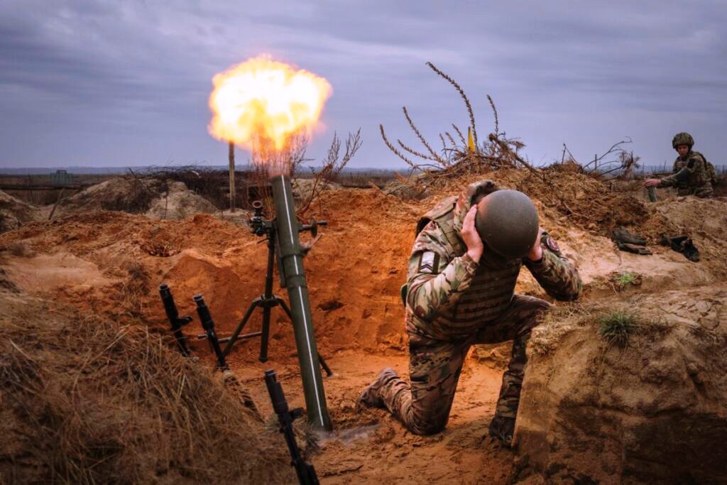 Η ΕE παραμένει ενωμένη στη στήριξή της προς την Ουκρανία, τονίζουν Μισέλ, Φον ντερ Λάιεν και Μέτσολα