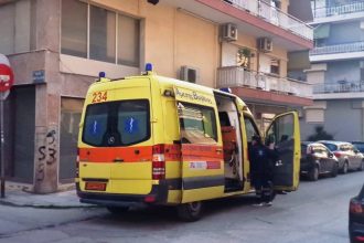 Άγριο έγκλημα: Νεκρή γυναίκα με τραύματα στην κοιλιά - Σε κωματώδη κατάσταση ο σύζυγός της