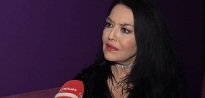 Ελένη Φιλίνη: «Σχεδόν πάντα ήμουν με άντρες που έβγαζαν λιγότερα χρήματα από εμένα»