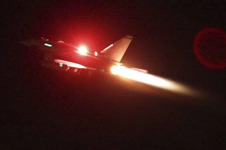 Πλήγματα των ΗΠΑ σε Συρία και Ιράκ κατά ομάδων υποστηριζόμενων από το Ιράν