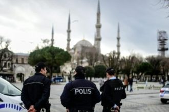 Επίθεση ενόπλων στα δικαστήρια της Κωνσταντινούπολης – Τουλάχιστον δυο νεκροί