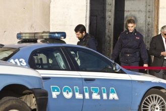 Ιταλία: 17χρονος με ψυχικά προβλήματα επιτέθηκε με μαχαίρι σε καθηγήτριά του