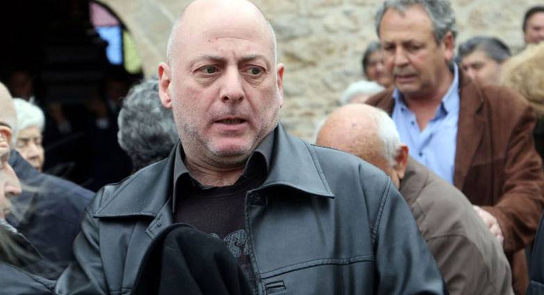 Γιώργος Λαμπάτος: Με κράτησε στη ζωή η κιθάρα μου, αλλιώς θα είχα φουντάρει