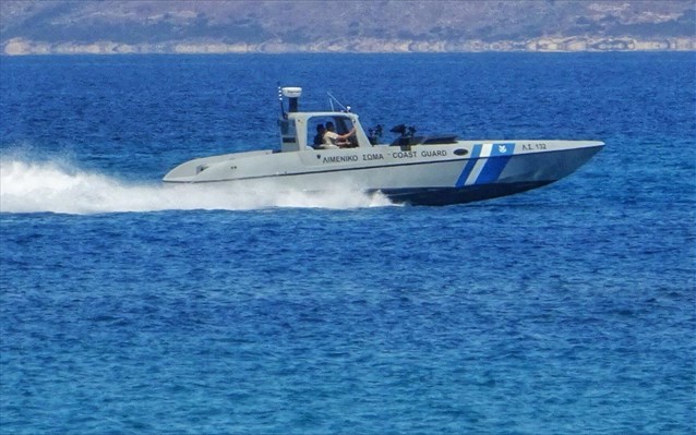 Συνελήφθη πλοίαρχος δεξαμενόπλοιου που ναυτολόγησε 3 επιθεωρητές χωρίς τη συγκατάθεσή τους
