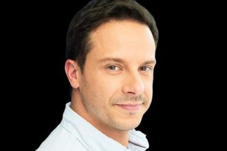 Δημήτρης Μακαλιάς: Στο νοσοκομείο ο παρουσιαστής