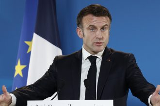 Διεθνή συνάντηση κορυφής με θέμα την ενίσχυση της Ουκρανίας συγκαλεί τη Δευτέρα στο Παρίσι ο Μακρόν