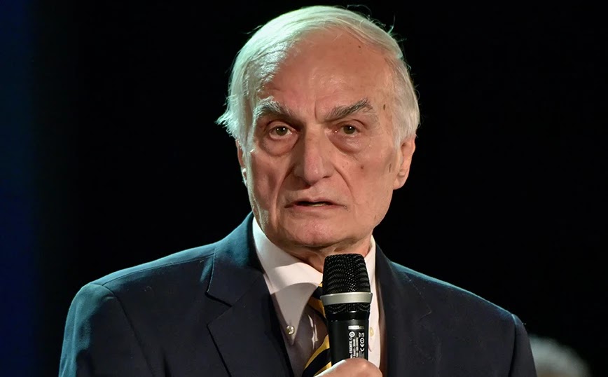 Μανώλης Μαυρομμάτης: Απέτυχε η προσπάθεια αποσωλήνωσης – Παραμένει σε κρίσιμη κατάσταση η υγεία του