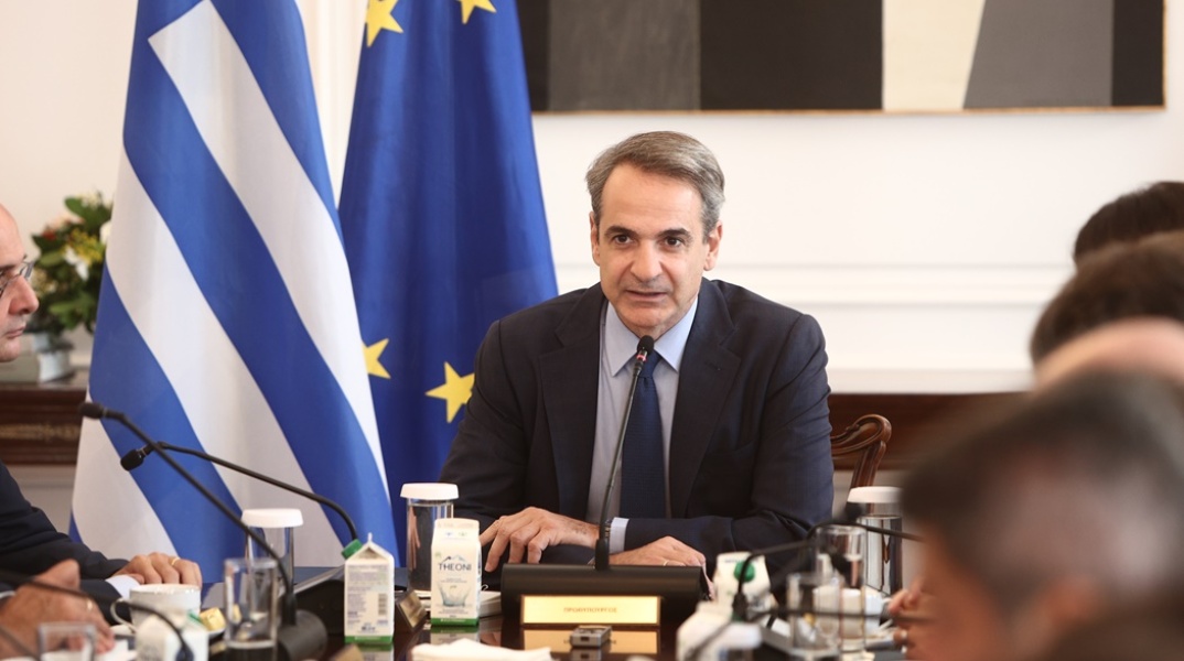 Μητσοτάκης στο Υπουργικό Συμβούλιο: Περιμένουμε μειωμένες αρχικές τιμές σε 1.500 προϊόντα από τον Μάρτιο