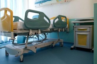 «"Μια γριπούλα είναι", τους είπε ο παιδίατρος» δηλώνει o παππούς της 9χρονης που «έσβησε» από επιθετικό στρεπτόκοκκο