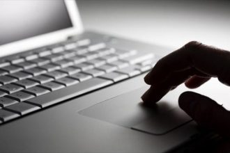 Αντιεμβολιαστής καλούσε από τα social media σε βία εναντίον ομοφυλόφιλων